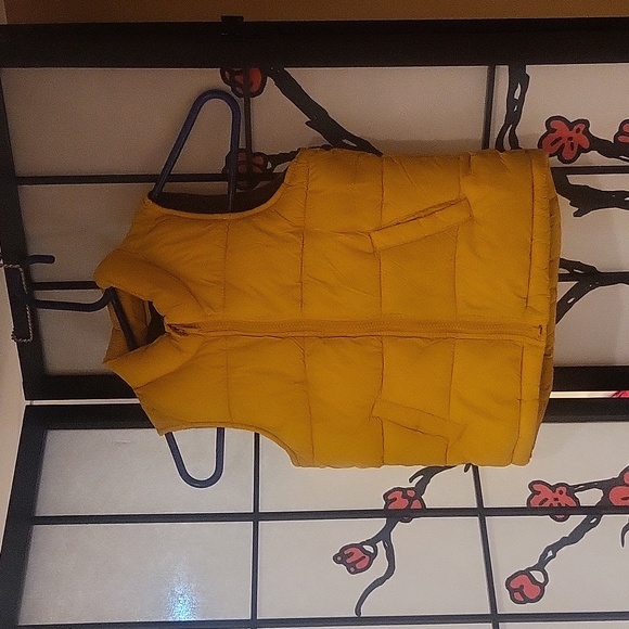 Old navy vest - Picture 1 of 3